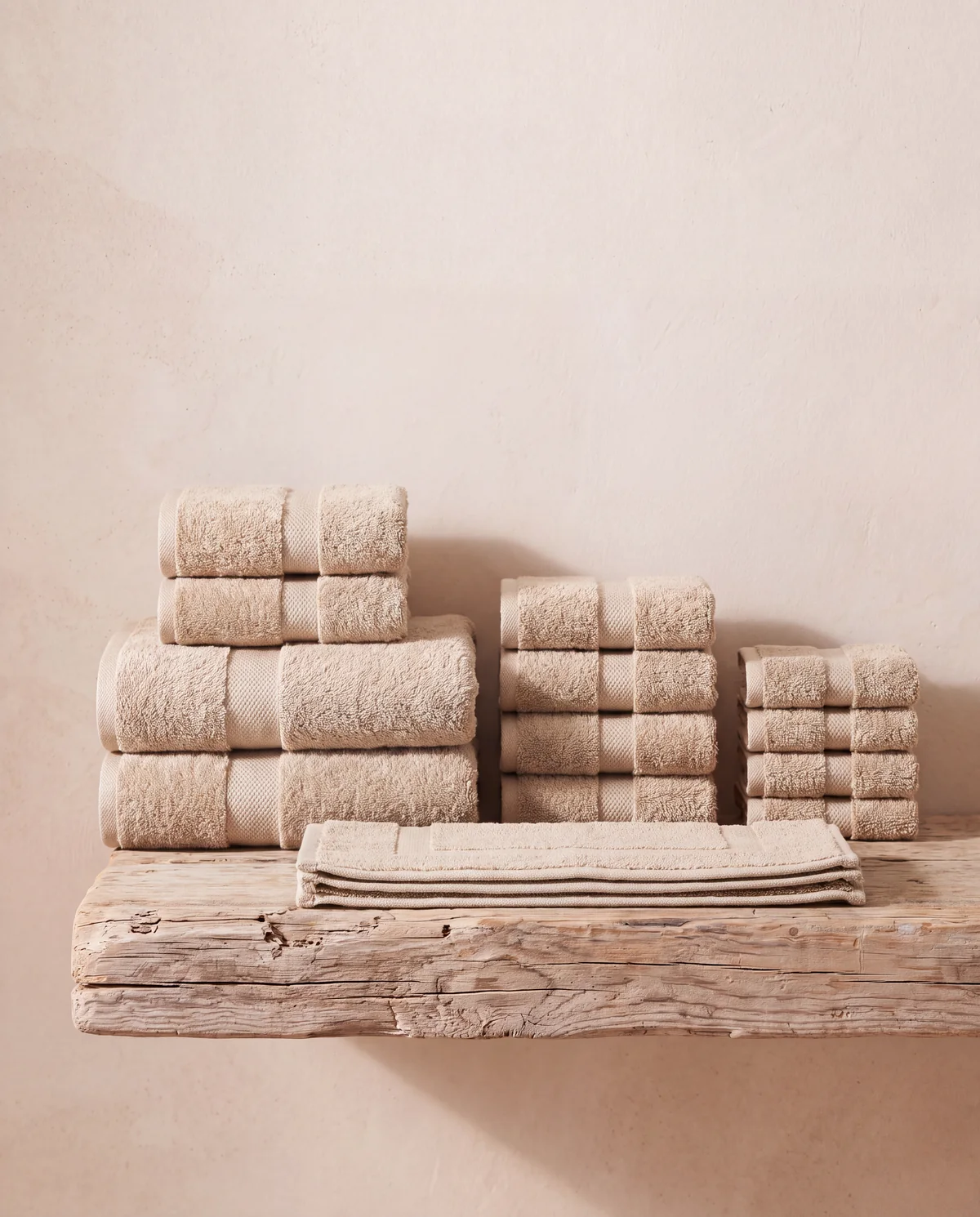 Complete Towel and Bath Mat Set, 13 pieces: 4 bath towels, 4 hand towels, 4 washcloths, 1 bath mat